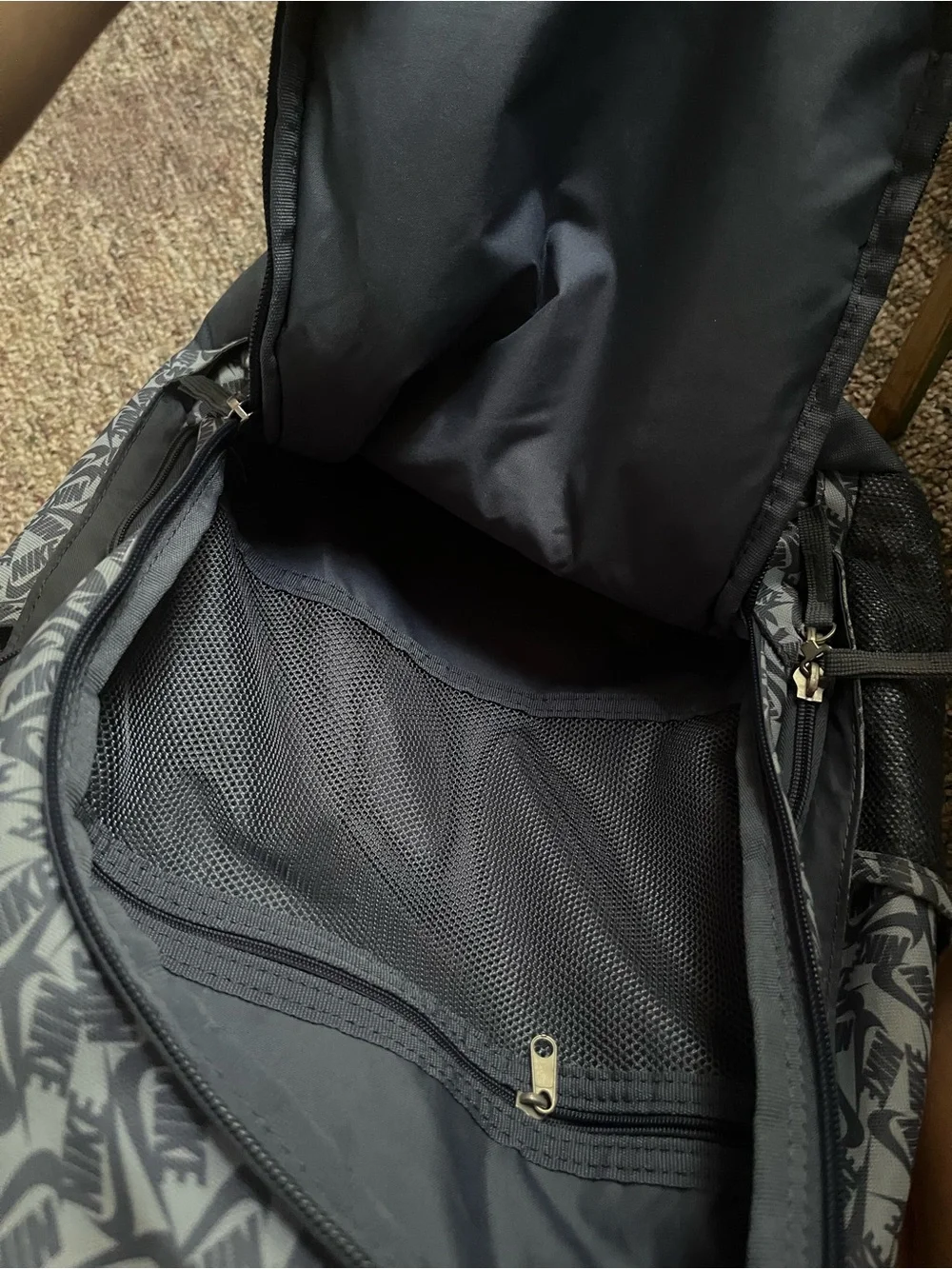 Nike light blue everyday backpack